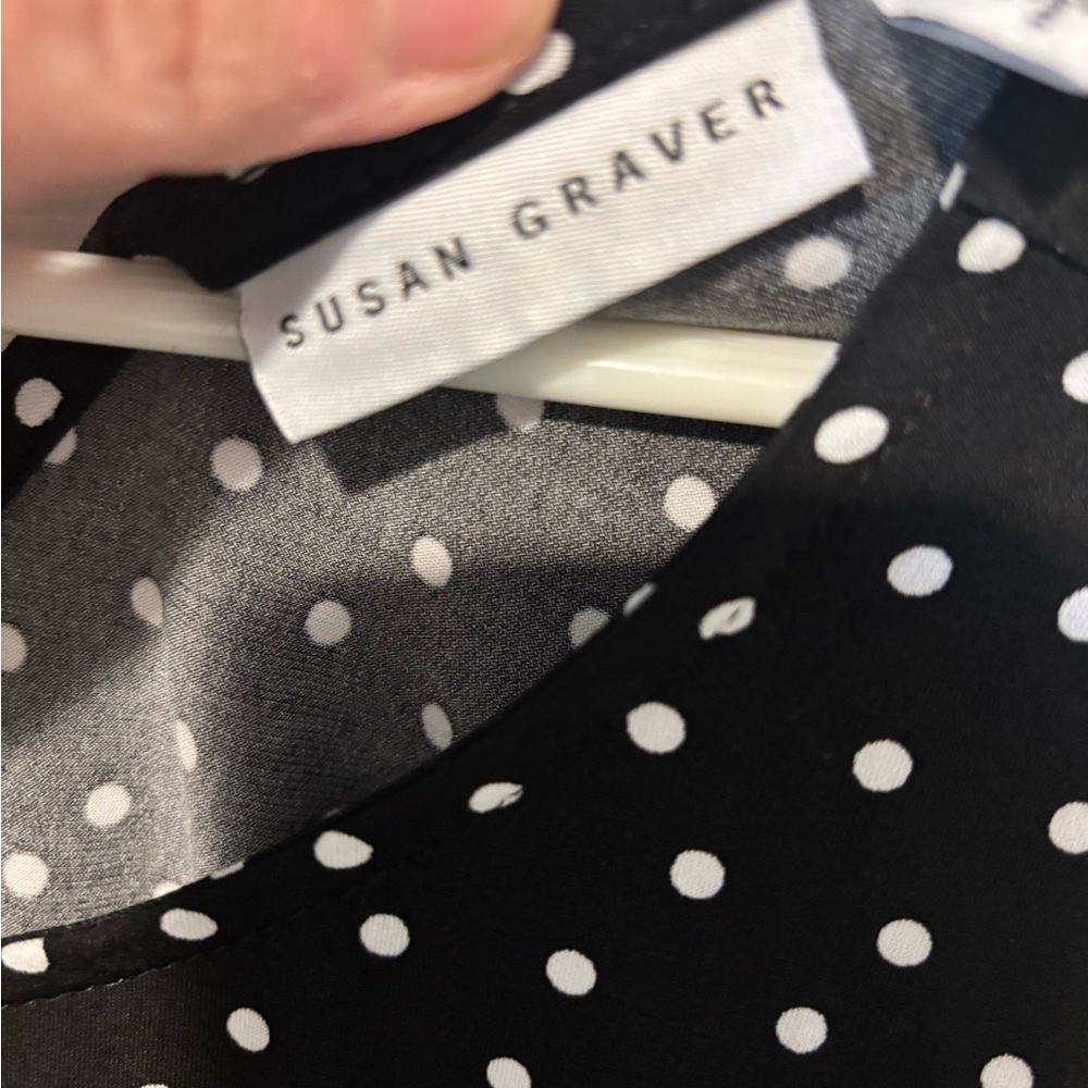 SUSAN GRAVER Black/White Polka Dot Women's Top w/Cut-Out Detail at Back of Neck - Picture 6 of 8